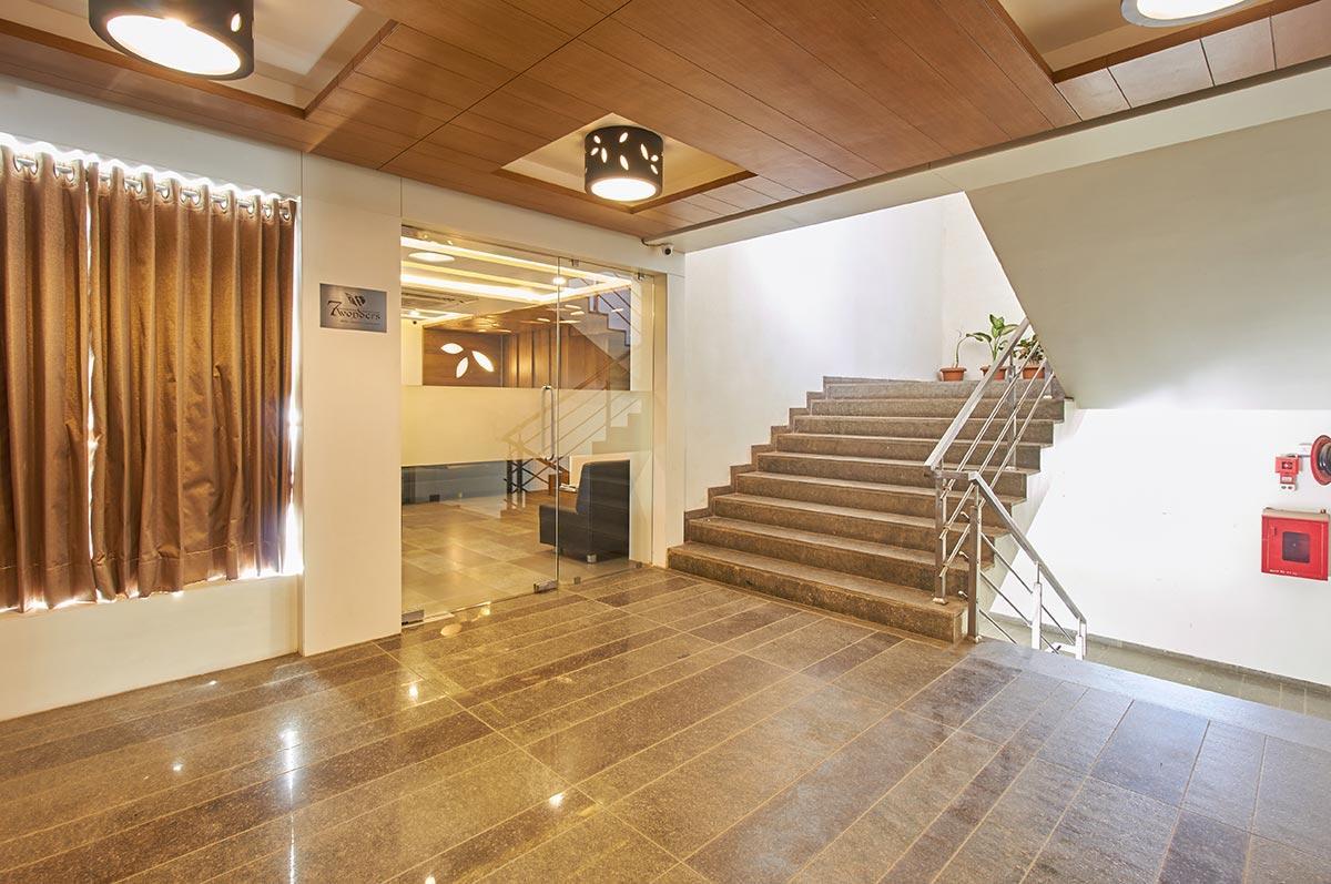 7 Wonders Hotel Gandhinagar Ngoại thất bức ảnh