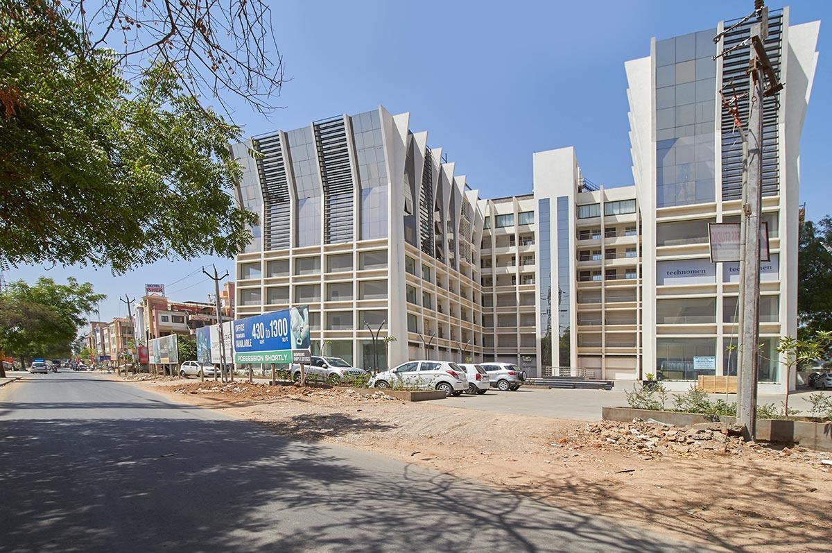7 Wonders Hotel Gandhinagar Ngoại thất bức ảnh